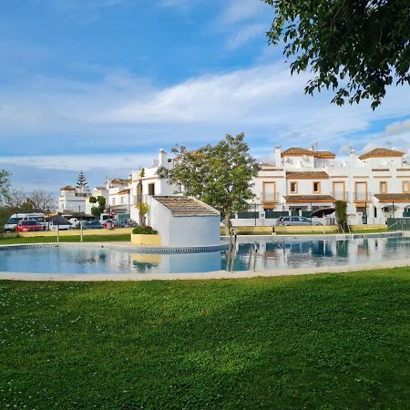 Aparta Club La Barrosa Appartement Chiclana de la Frontera Buitenkant foto
